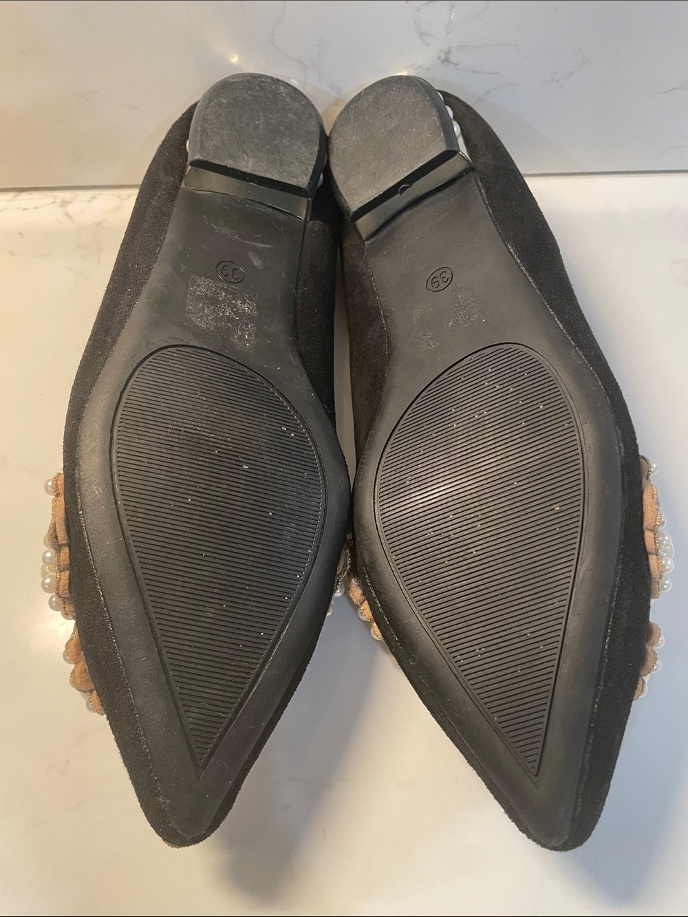 Black Pearl-Embellished Pointed Flats for Women - Picture 4 of 6